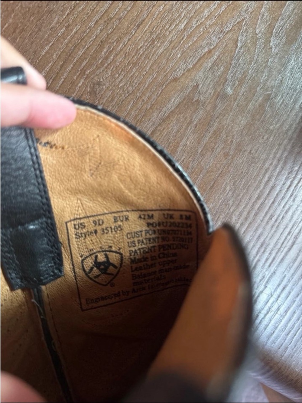 Ariat Black Leather Western Cowboy Boots with Stitch Detail - Picture 4 of 4